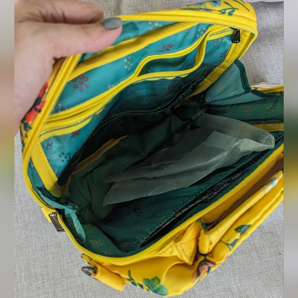 NWT Lug Ranger Crossbody in Bouquet Yellow - Picture 6 of 11